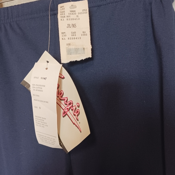 Body Wear - Picture 5 of 6